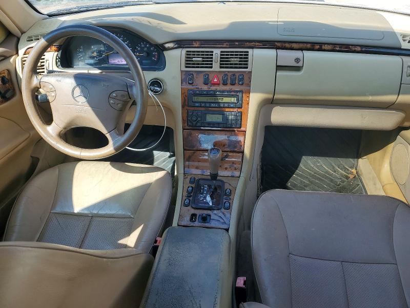 2002 Mercedes-benz E მანქანა იყიდება აუქციონზე, vin: WDBJF65J72B500492, აუქციონის ნომერი: 69143666