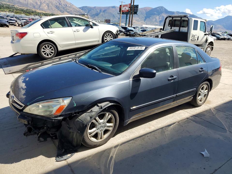 Продажа на аукционе авто 2007 Honda Accord, vin: JHMCM563X7C015158, номер лота: 68381816