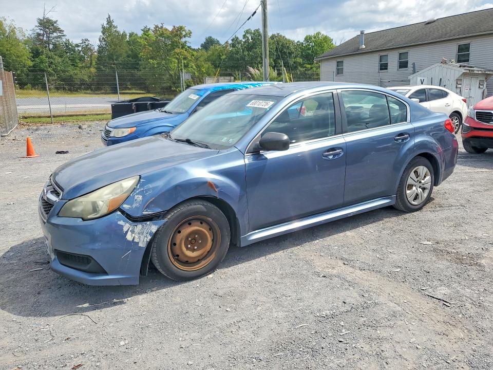 68010726 :رقم المزاد ، 4S3BMBA62D3045702 vin ، 2013 Subaru Legacy مزاد بيع