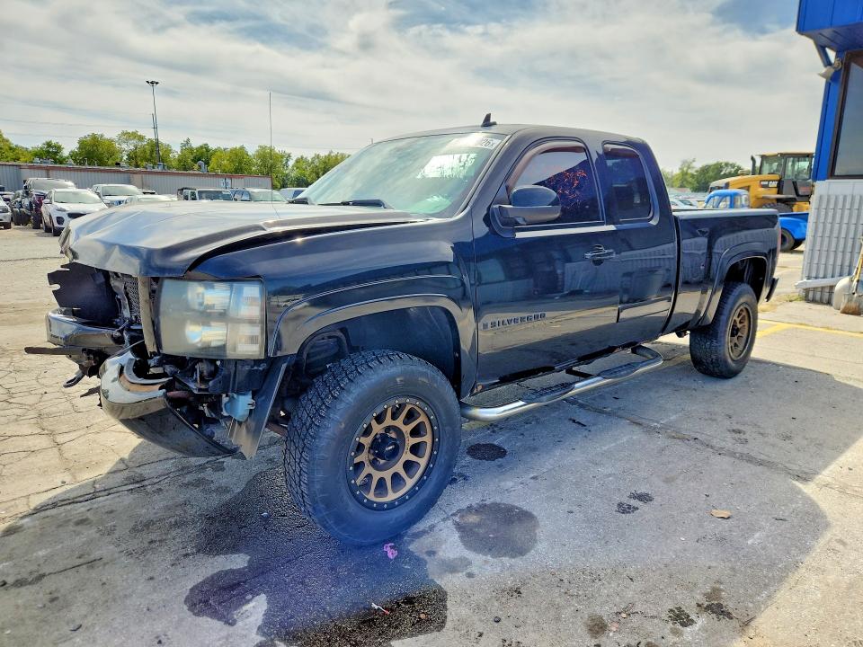 Продаж на аукціоні авто 2008 Chevrolet Silverado, vin: 1GCEK19J08Z239136, номер лоту: 69015026