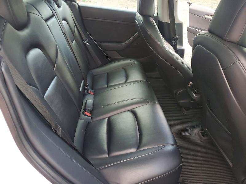 69967276 :رقم المزاد ، 5YJ3E1EA9NF372211 vin ، 2022 Tesla Model 3 مزاد بيع