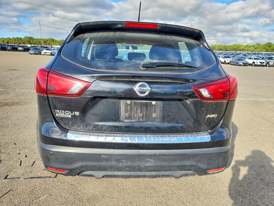 Продажа на аукционе авто 2018 Nissan Rogue Sport, vin: JN1BJ1CR2JW200711, номер лота: 70092726