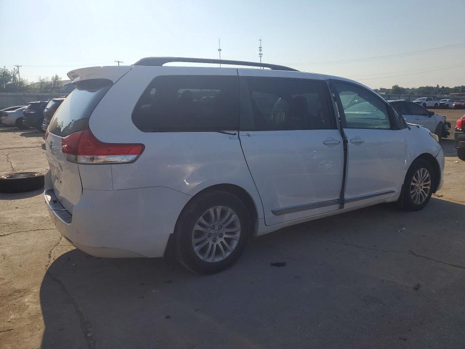 Продаж на аукціоні авто 2014 Toyota Sienna, vin: 5TDYK3DC1ES511577, номер лоту: 67602046