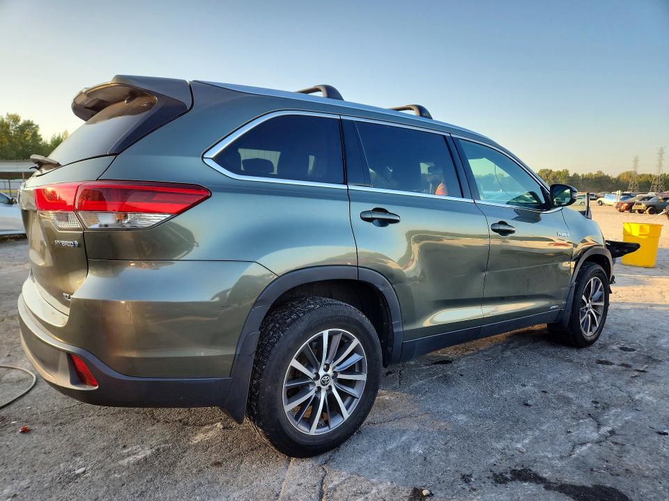 2019 Toyota Highlander Hybrid მანქანა იყიდება აუქციონზე, vin: 5TDJGRFH2KS055339, აუქციონის ნომერი: 69891136
