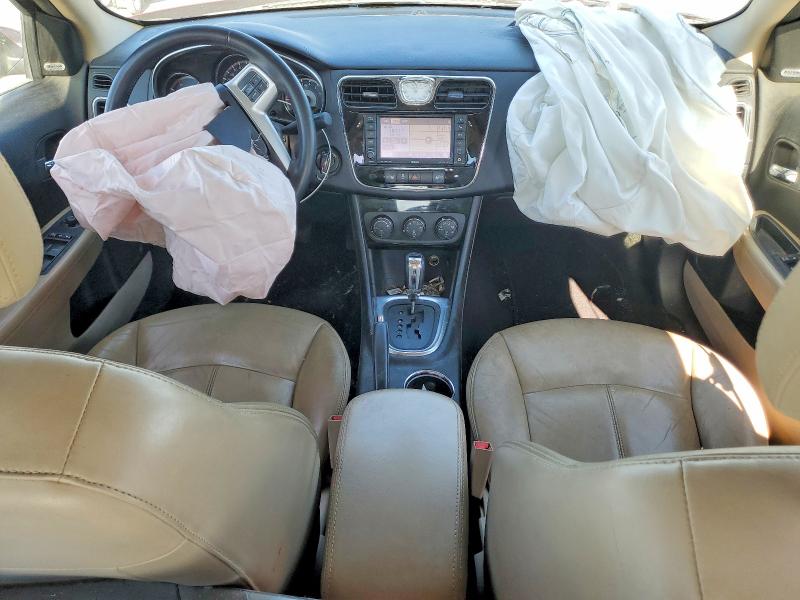 68661246 :رقم المزاد ، 1C3CCBCG2DN503762 vin ، 2016 Chrysler 200 مزاد بيع