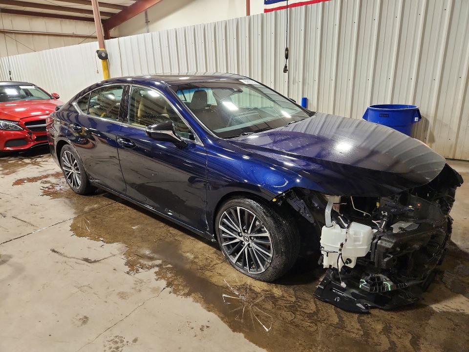 Продажа на аукционе авто 2022 Lexus Es 250, vin: 58AD11D14NU008551, номер лота: 69687826