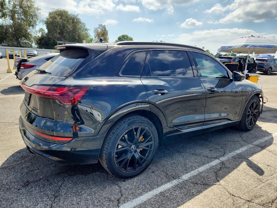 Aukcja sprzedaży 2023 Audi E-tron, vin: WA1VABGE9PB024757, numer aukcji: 69851786