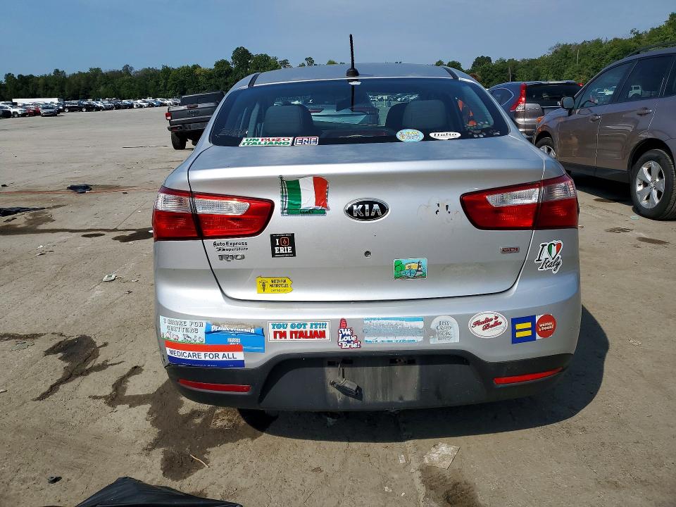 2015 Kia Rio მანქანა იყიდება აუქციონზე, vin: KNADM4A35F6467536, აუქციონის ნომერი: 67202606