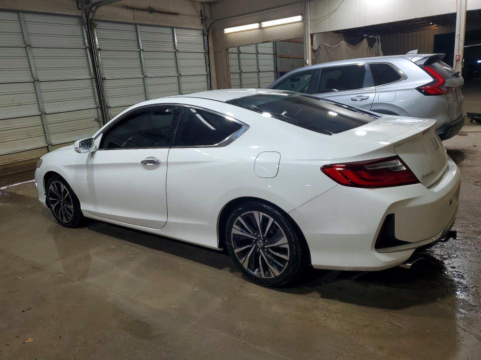 67914826 :رقم المزاد ، 1HGCT2B8XGA007059 vin ، 2016 Honda Accord مزاد بيع