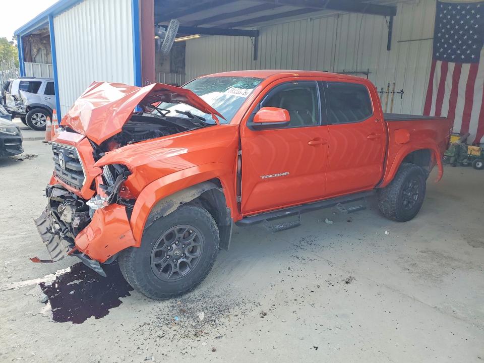Продаж на аукціоні авто 2017 Toyota Tacoma, vin: 5TFCZ5AN7HX121900, номер лоту: 68353976