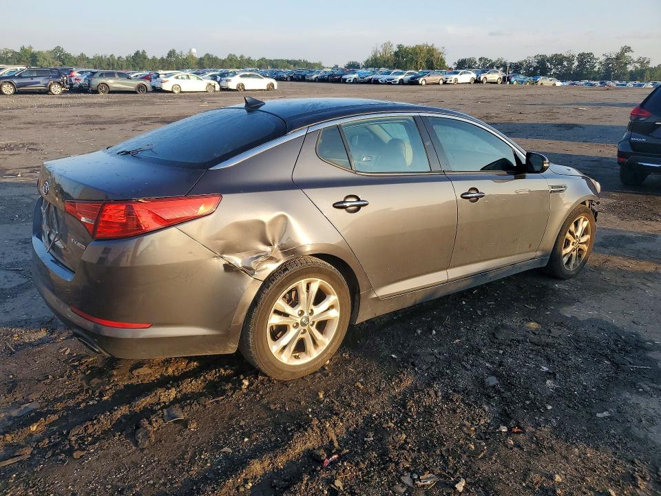 Продажа на аукционе авто 2011 Kia Optima, vin: KNAGN4A65B5146424, номер лота: 67814326