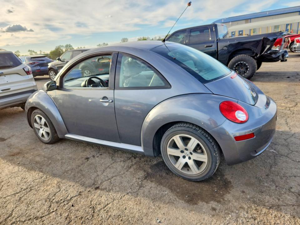69451826 :رقم المزاد ، 3VWRW31C26M400726 vin ، 2006 Volkswagen New Beetle مزاد بيع
