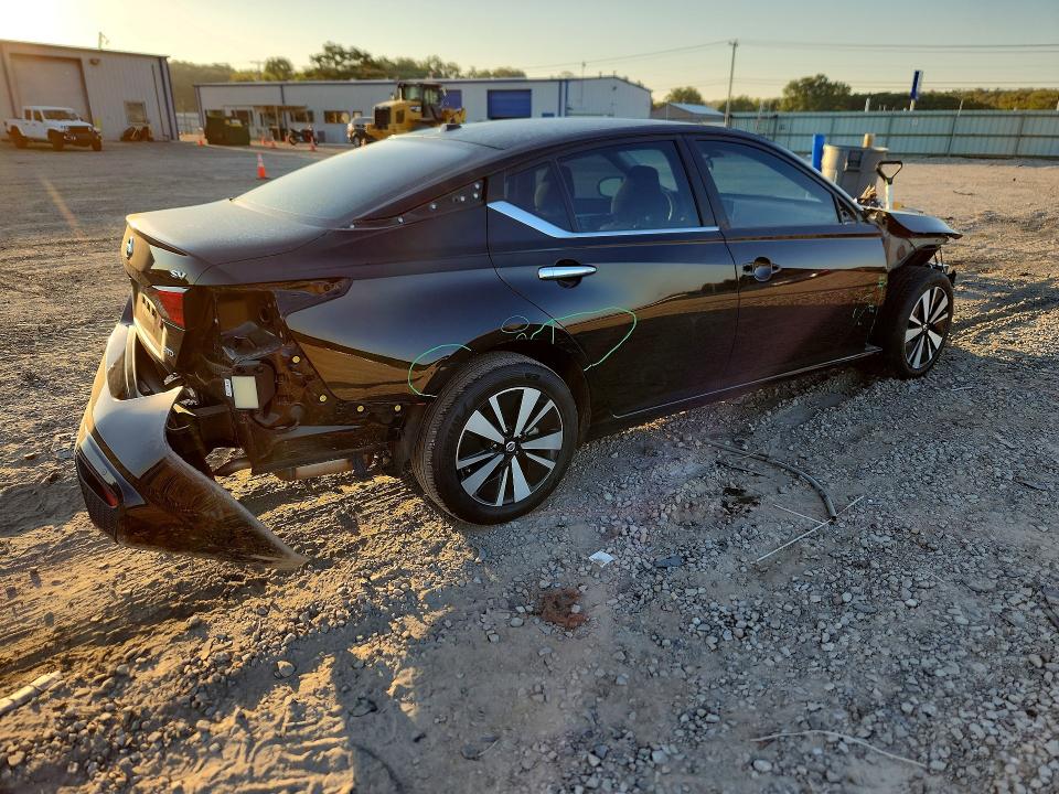 67106276 :رقم المزاد ، 1N4BL4DWXNN353609 vin ، 2022 Nissan Altima مزاد بيع