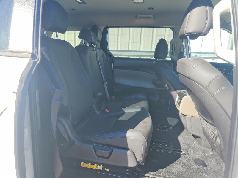 70613706 :رقم المزاد ، KNDNB5K39T6632100 vin ، 2026 Kia Carnival مزاد بيع