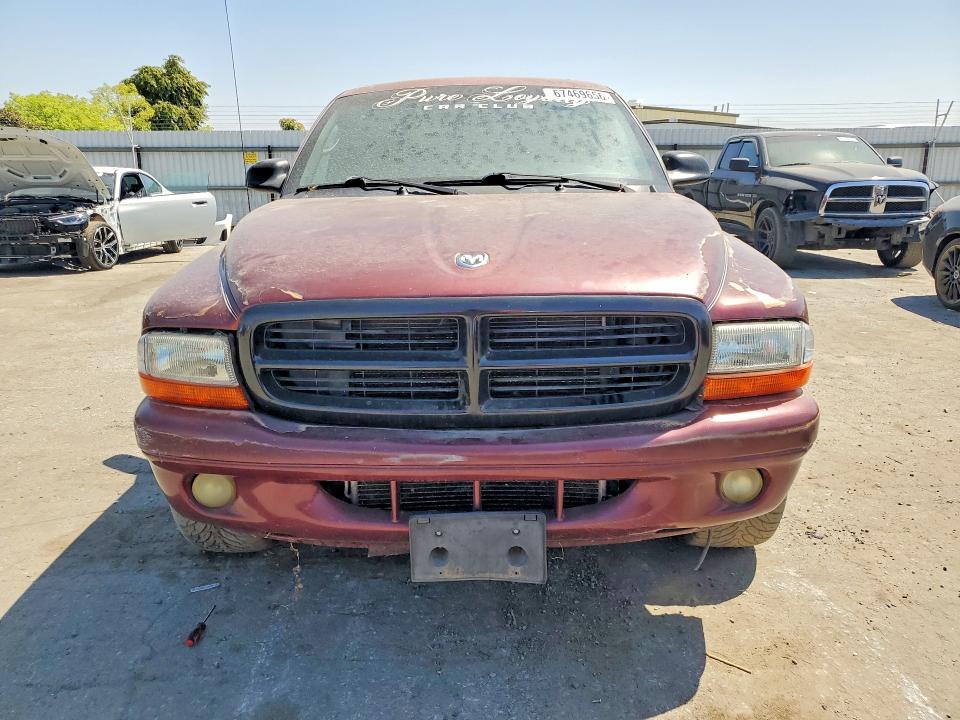 67469656 :رقم المزاد ، 1B4HR28N61F538685 vin ، 2001 Dodge Durango مزاد بيع