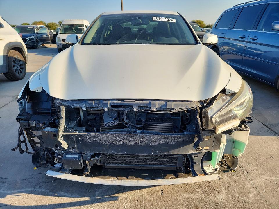 68001526 :رقم المزاد ، JN1EV7AP0JM359440 vin ، 2018 Infiniti Q50 مزاد بيع