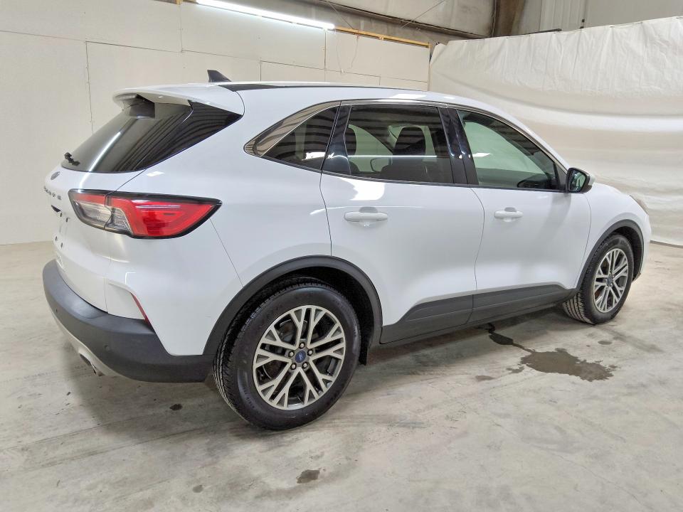 Продажа на аукционе авто 2022 Ford Escape, vin: 1FMCU0H6XNUA63905, номер лота: 67636956