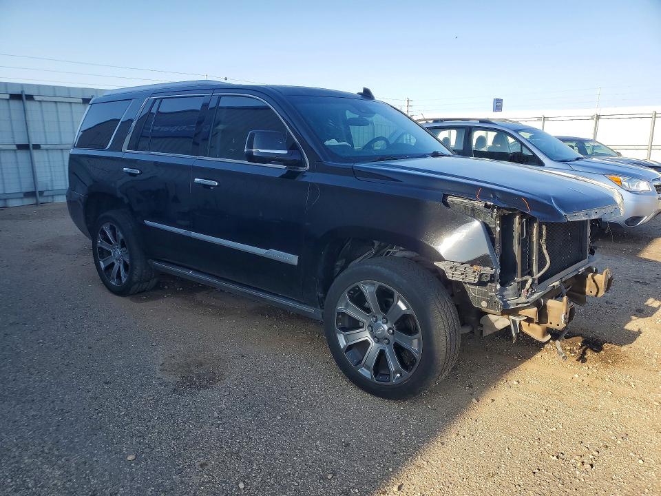 Продажа на аукционе авто 2017 Cadillac Escalade, vin: 1GYS4CKJ1HR370864, номер лота: 67233856