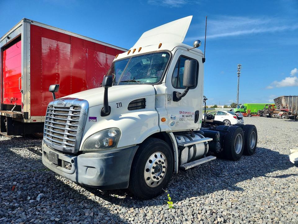 2016 Freightliner Cascadia 113 მანქანა იყიდება აუქციონზე, vin: 1FUJGBDV5GLGS7928, აუქციონის ნომერი: 68973286
