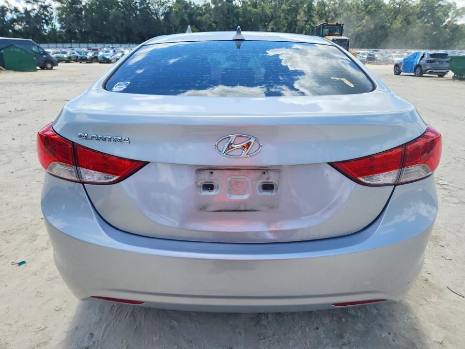 2013 Hyundai Elantra მანქანა იყიდება აუქციონზე, vin: KMHDH4AE1DU893513, აუქციონის ნომერი: 67860186