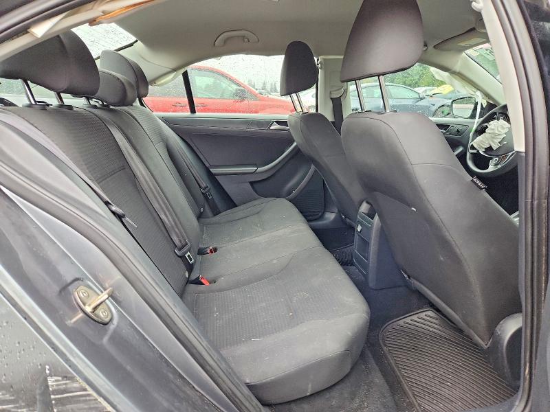 67929336 :رقم المزاد ، 3VW2K7AJ4FM252453 vin ، 2015 Volkswagen Jetta مزاد بيع