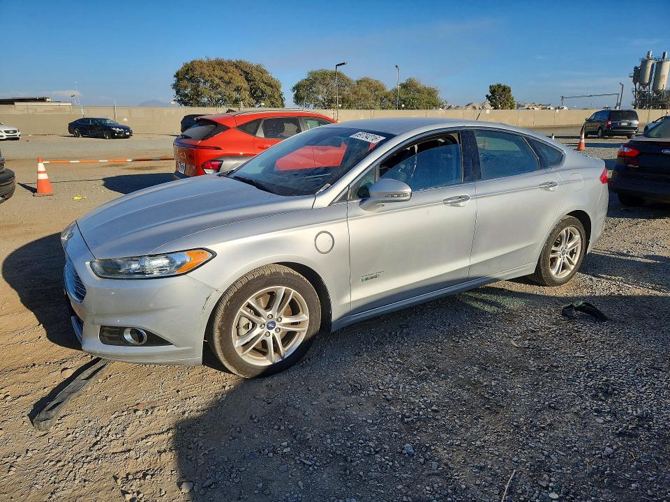 Auction sale of the 2015 Ford Fusion, vin: 3FA6P0SU2FR253390, lot number: 69734216