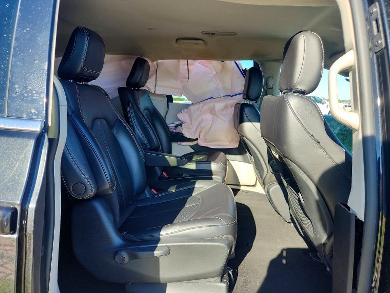 Продажа на аукционе авто 2023 Chrysler Pacifica, vin: 2C4RC1L76PR558724, номер лота: 69520906