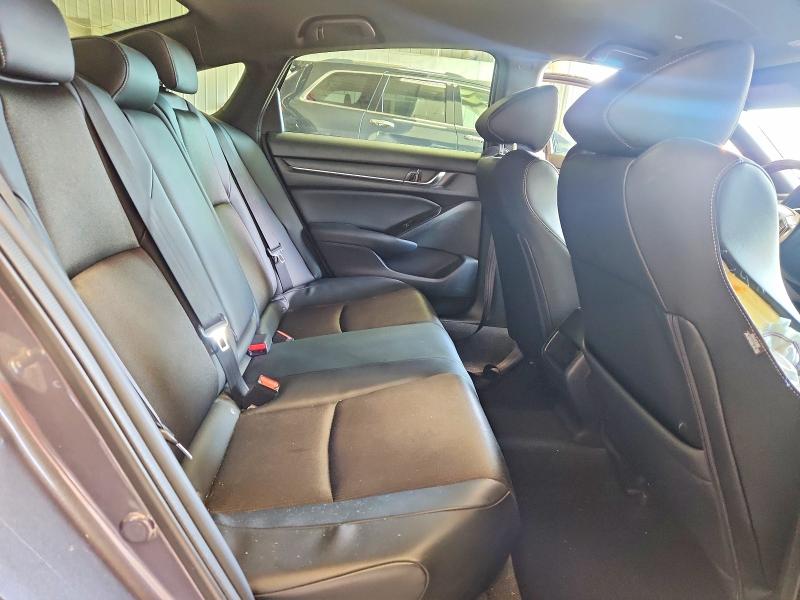 Продаж на аукціоні авто 2018 Honda Accord, vin: 1HGCV1F36JA028663, номер лоту: 69644156