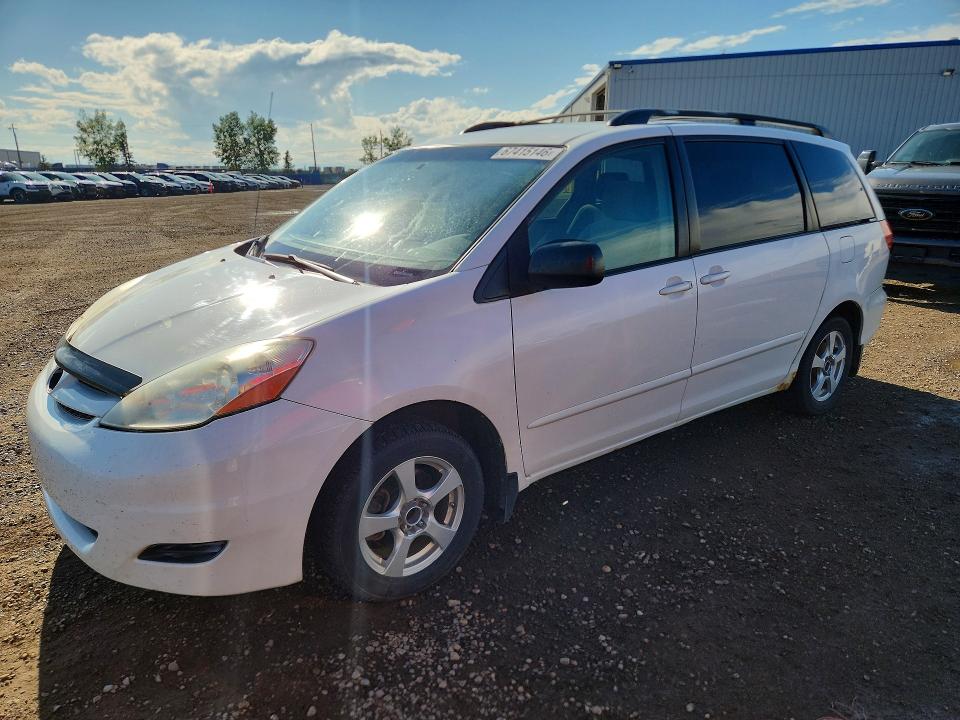 2007 Toyota Sienna მანქანა იყიდება აუქციონზე, vin: 5TDZK23C97S053015, აუქციონის ნომერი: 67415146