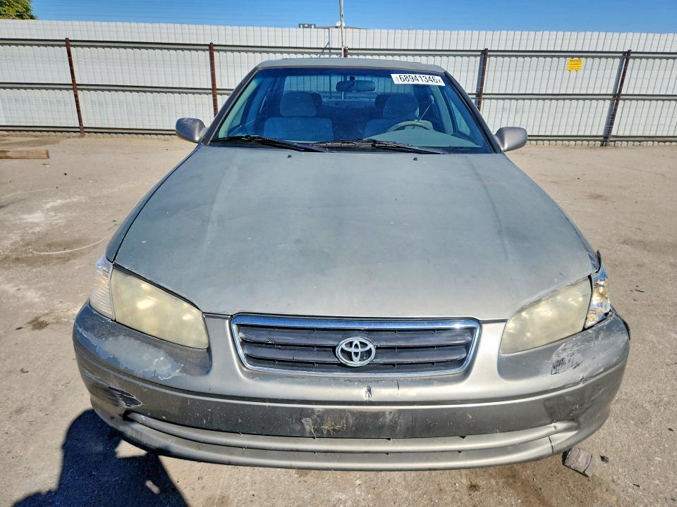 68941346 :رقم المزاد ، JT2BF22K1Y0284650 vin ، 2000 Toyota Camry مزاد بيع