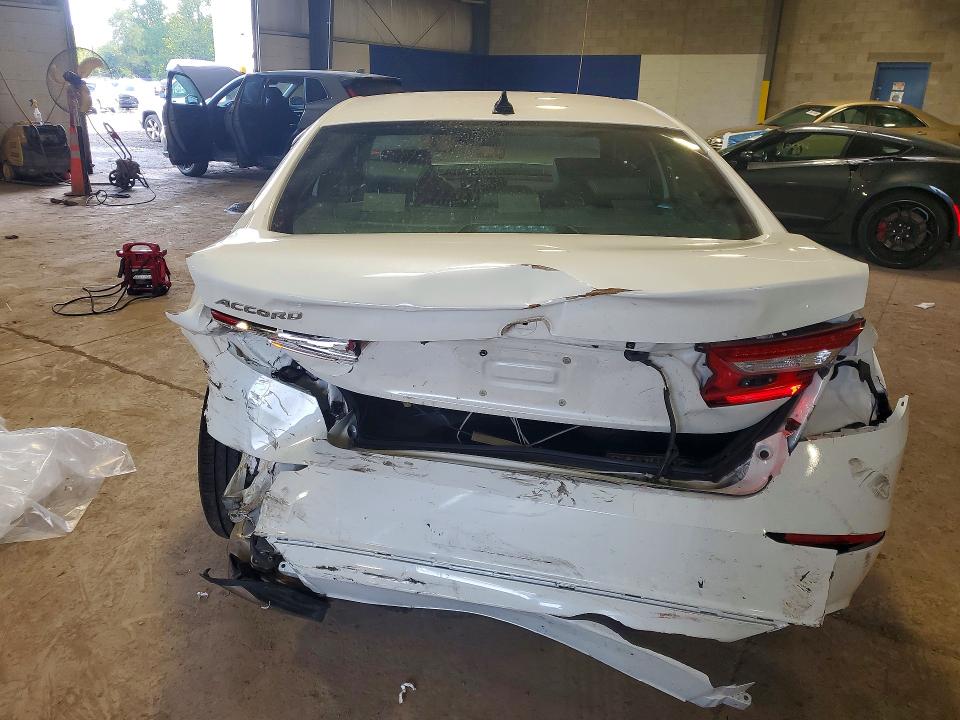 69523996 :رقم المزاد ، 1HGCV1F34NA040820 vin ، 2022 Honda Accord مزاد بيع