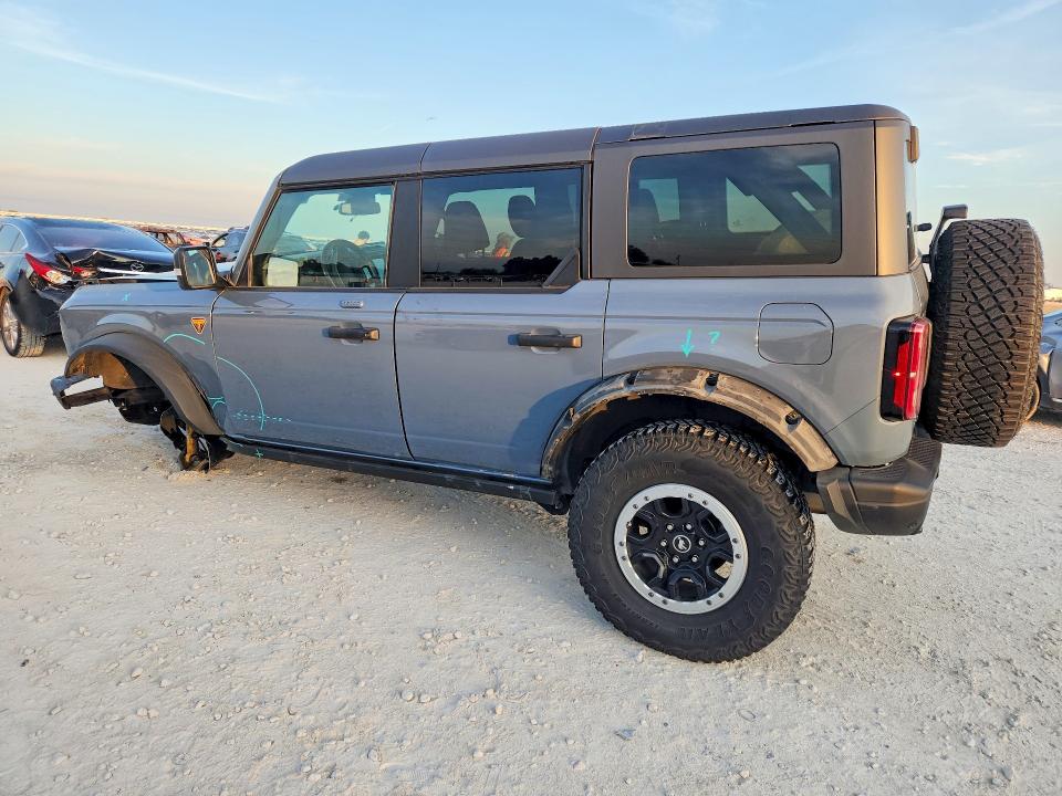 69416976 :رقم المزاد ، 1FMEE5DP2PLB32998 vin ، 2023 Ford Bronco مزاد بيع