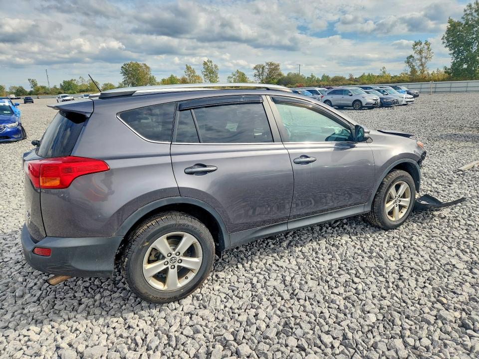 Продажа на аукционе авто 2015 Toyota Rav4, vin: 2T3RFREV3FW237343, номер лота: 70950486