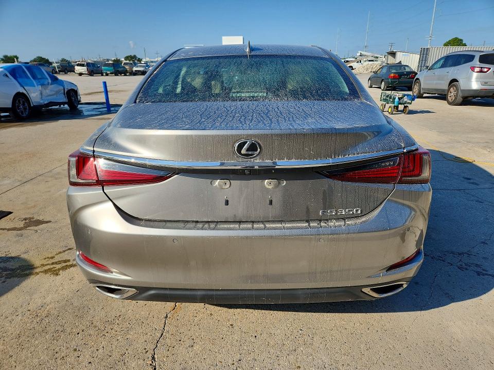 68507686 :رقم المزاد ، 58ABZ1B11KU031364 vin ، 2019 Lexus Es مزاد بيع