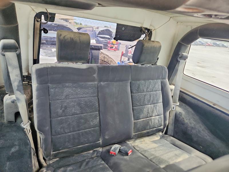 2010 Jeep Wrangler მანქანა იყიდება აუქციონზე, vin: 1J4AA2D1XAL205383, აუქციონის ნომერი: 70282336