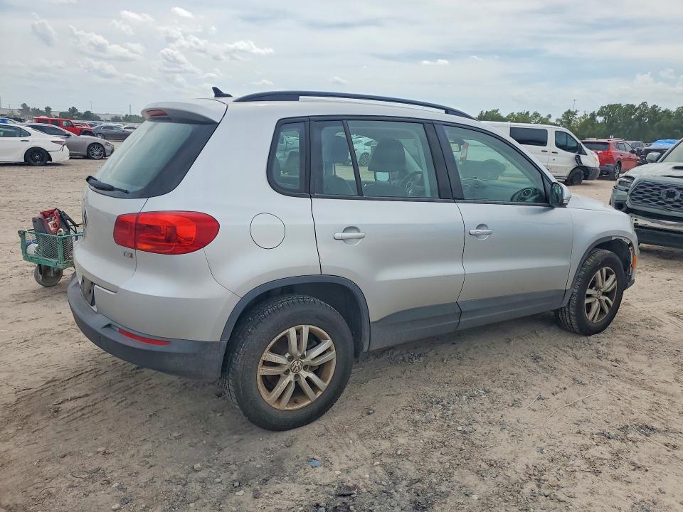 2017 Volkswagen Tiguan მანქანა იყიდება აუქციონზე, vin: WVGAV7AX2HW507657, აუქციონის ნომერი: 67518726