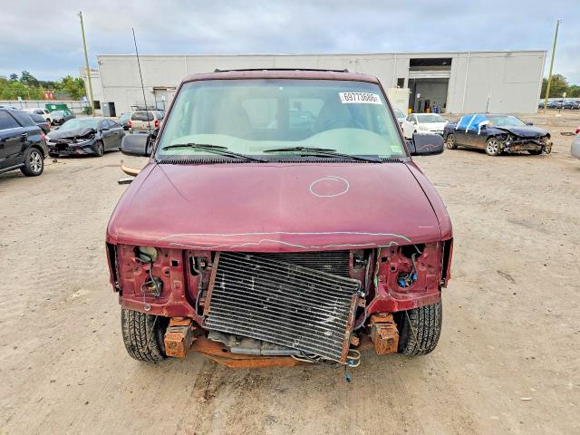 Auction sale of the 2003 Gmc Safari, vin: 1GKDM19X73B505557, lot number: 69773686
