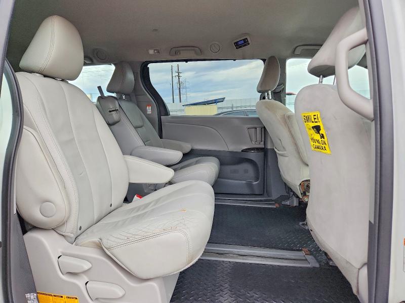 Aukcja sprzedaży 2018 Toyota Sienna, vin: 5TDZZ3DCXJS948696, numer aukcji: 69523066