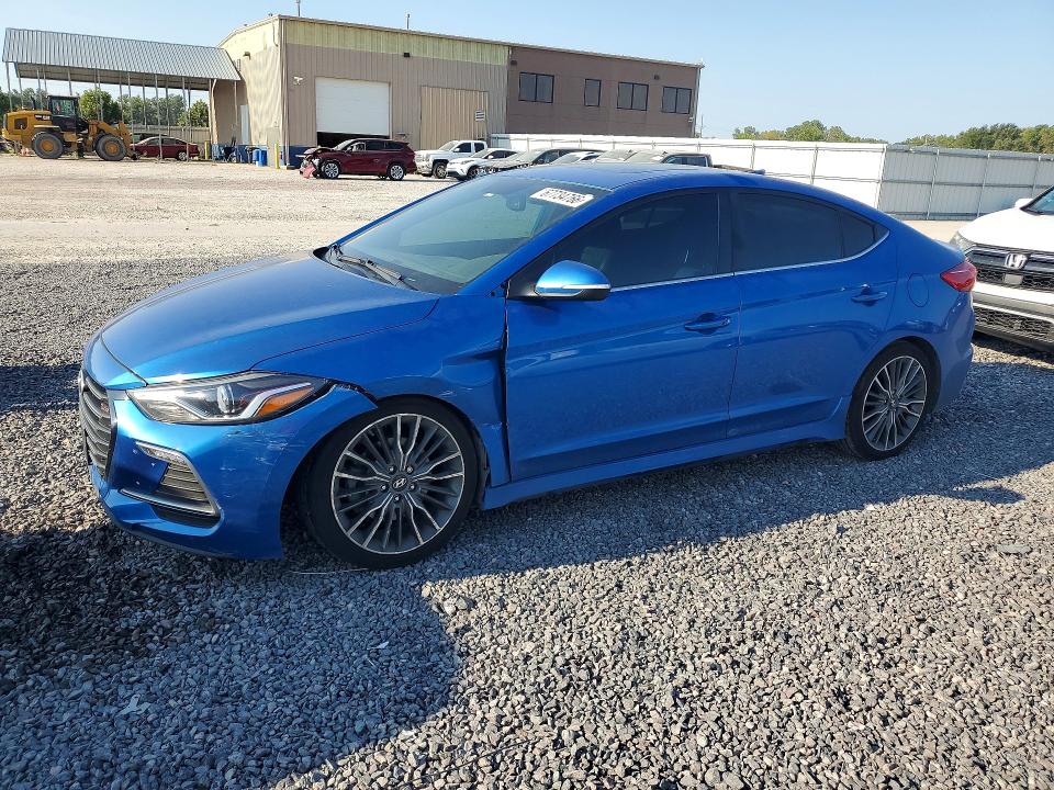 67734766 :رقم المزاد ، KMHD04LB8HU335335 vin ، 2017 Hyundai Elantra مزاد بيع