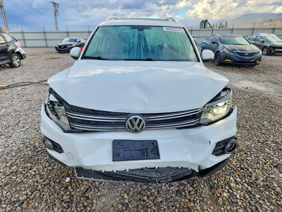 Aukcja sprzedaży 2016 Volkswagen Tiguan, vin: WVGBV7AX3GW585657, numer aukcji: 69229776