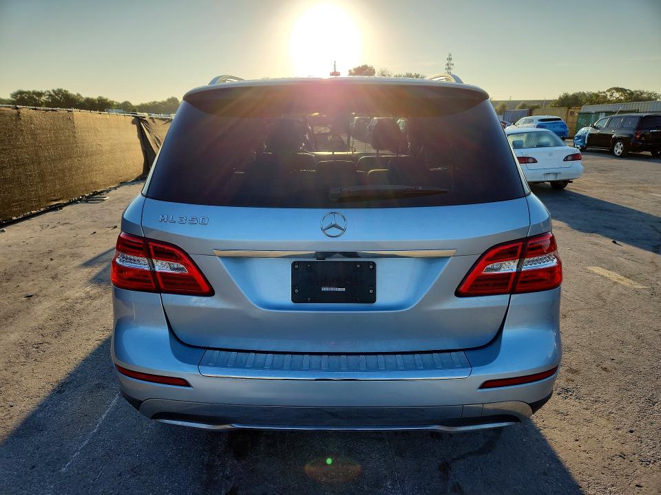 2015 Mercedes-benz Ml მანქანა იყიდება აუქციონზე, vin: 4JGDA5JB1FA586296, აუქციონის ნომერი: 68616396