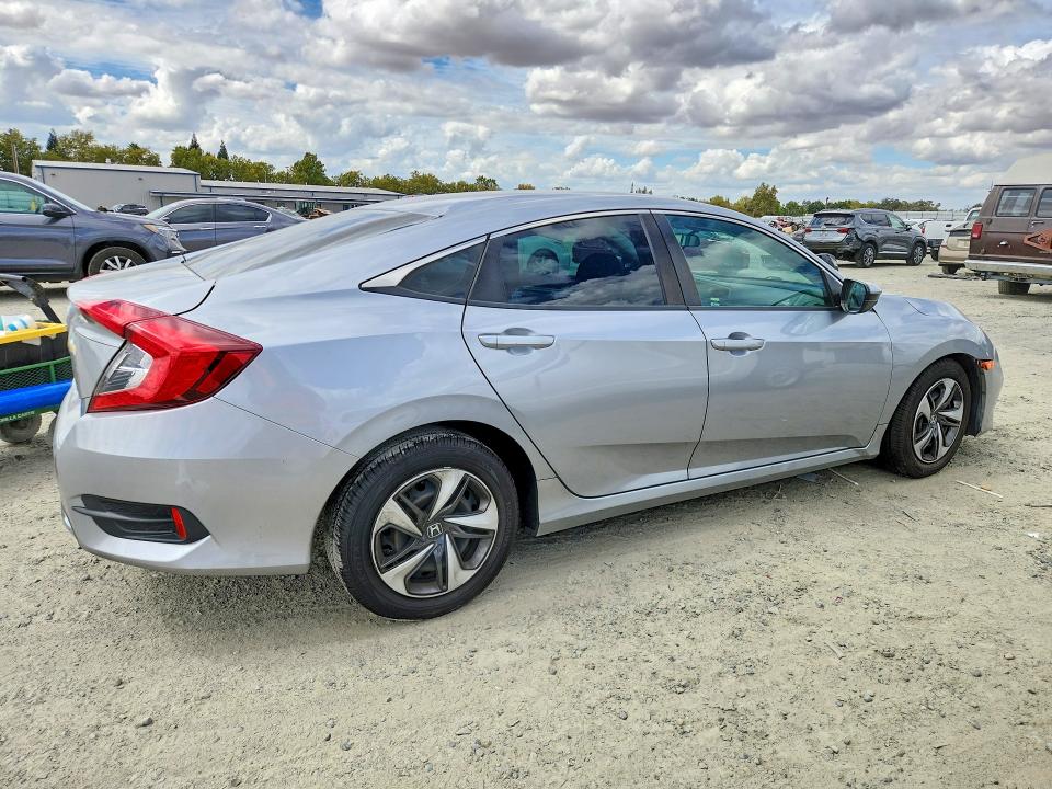 67656696 :رقم المزاد ، 19XFC2F66LE201034 vin ، 2020 Honda Civic مزاد بيع