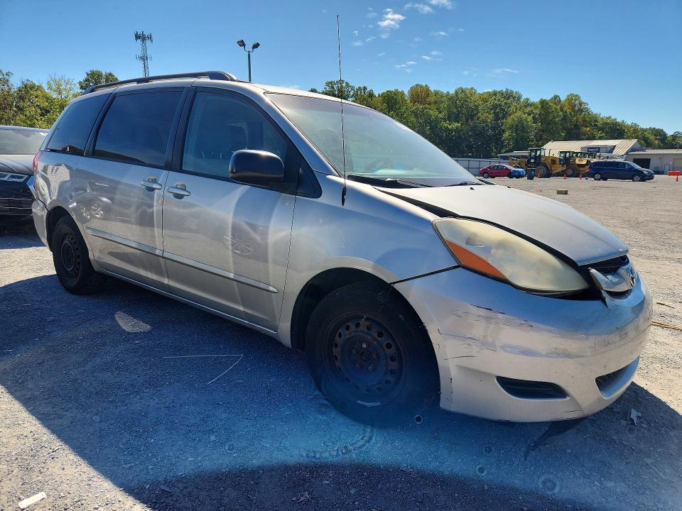 2009 Toyota Sienna მანქანა იყიდება აუქციონზე, vin: 5TDZK23C59S288840, აუქციონის ნომერი: 70413776