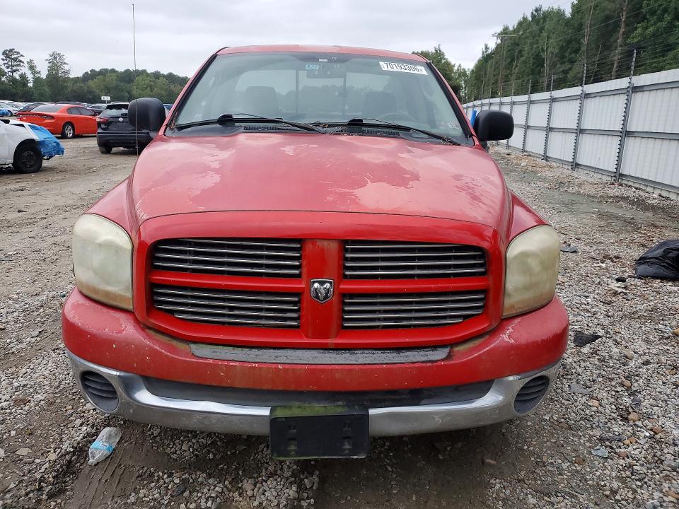 70193306 :رقم المزاد ، 1D7HA16236J107826 vin ، 2006 Dodge Ram 1500 مزاد بيع