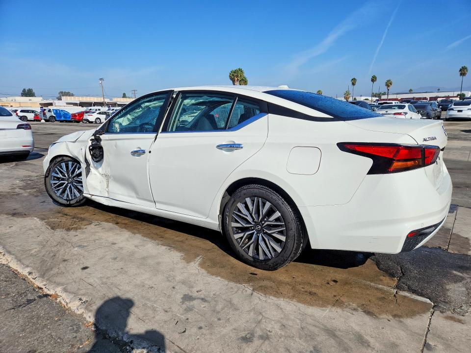 70558316 :رقم المزاد ، 1N4BL4DVXSN332245 vin ، 2025 Nissan Altima مزاد بيع