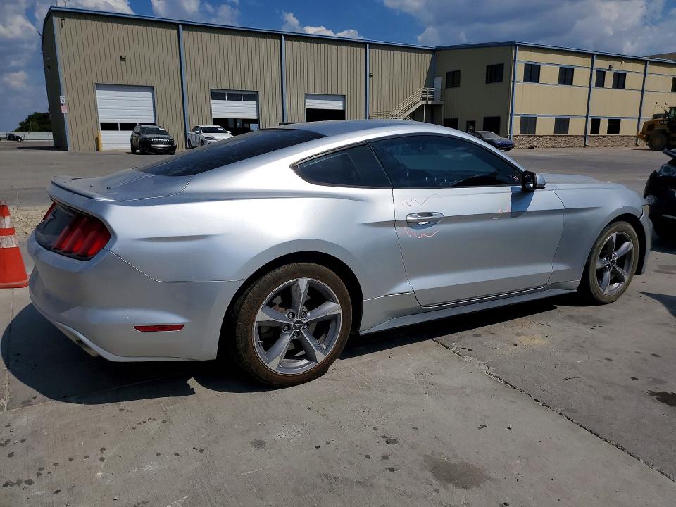 69207426 :رقم المزاد ، 1FA6P8AM1G5266863 vin ، 2016 Ford Mustang مزاد بيع
