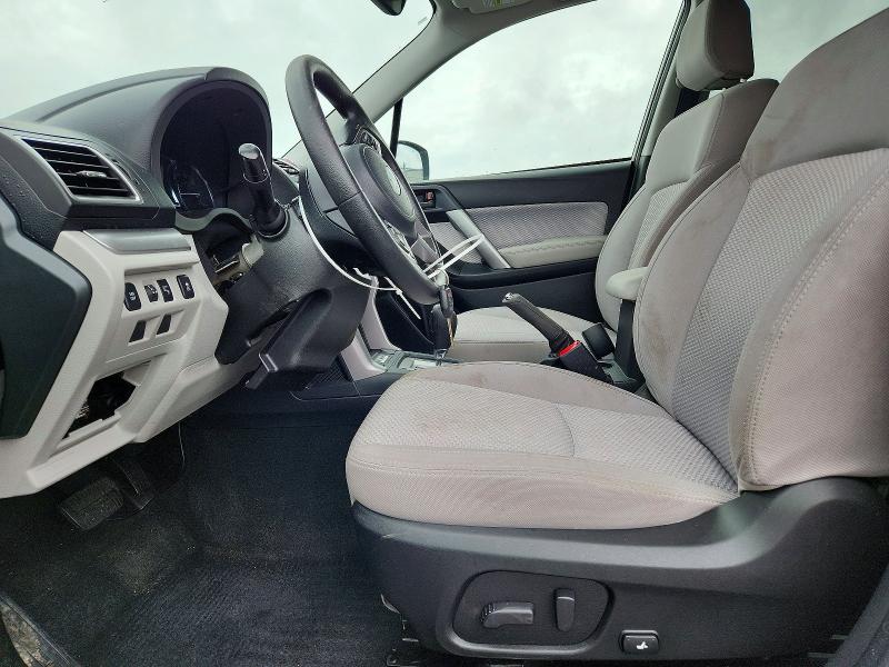 67024996 :رقم المزاد ، JF2SJAGC9HH458436 vin ، 2017 Subaru Forester مزاد بيع