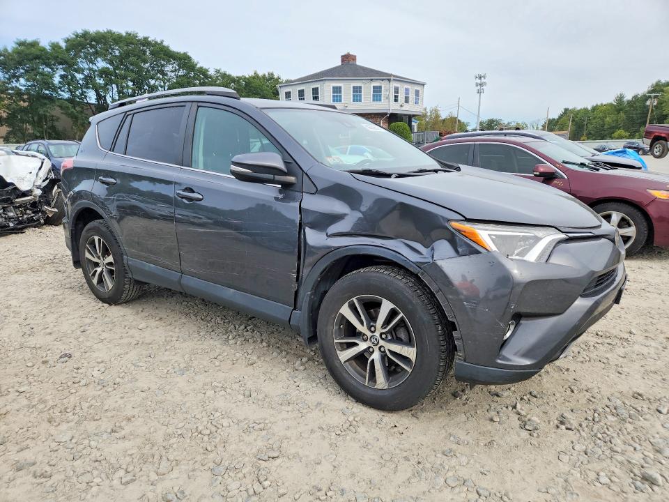 69859636 :رقم المزاد ، 2T3RFREVXJW780231 vin ، 2018 Toyota Rav4 مزاد بيع
