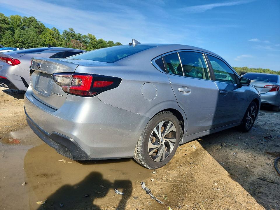 67033236 :رقم المزاد ، 4S3BWAB63N3009263 vin ، 2022 Subaru Legacy مزاد بيع