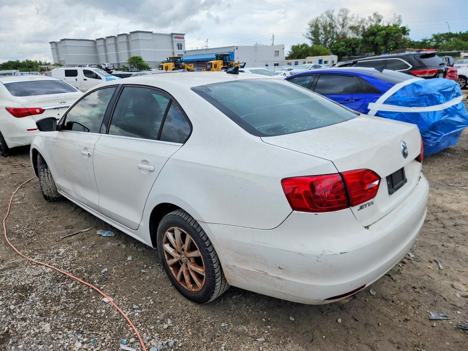 67407396 :رقم المزاد ، 3VWDX7AJ3DM396115 vin ، 2013 Volkswagen Jetta مزاد بيع